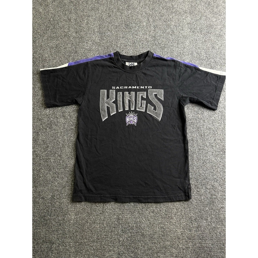 Boys Lee Sport Sacramento Kings T-Shirt Black 90s, Size 14–16